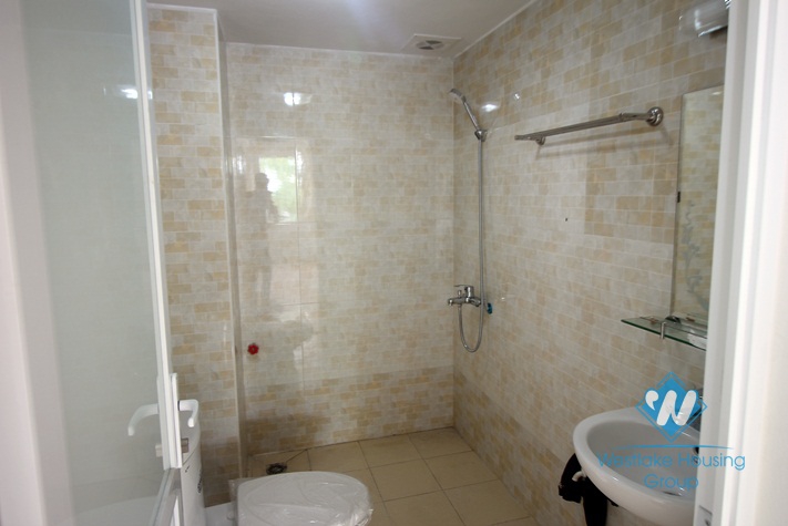 Unfurnished house on the lake side for rent in Tay Ho area, Hanoi.